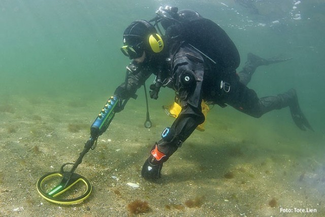 Minelab Excalibur, her konfigurert for dykking. Den beste metalldetektoren for dykking i saltvann.