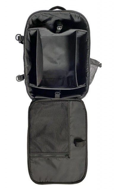 Leveres pakket i en meget fin bag.